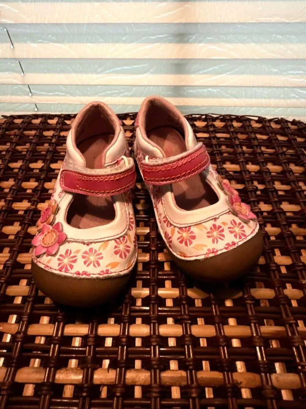 Stride Rite Mary Jane leather slip one shoes